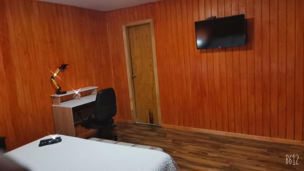 Roble Austral Hostal Coyhaique Exteriör bild